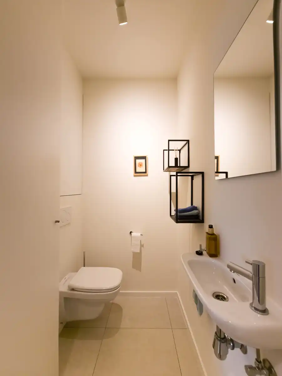Gezellig gemeubeld 2-slaapkamer appartement met groot terras foto 18