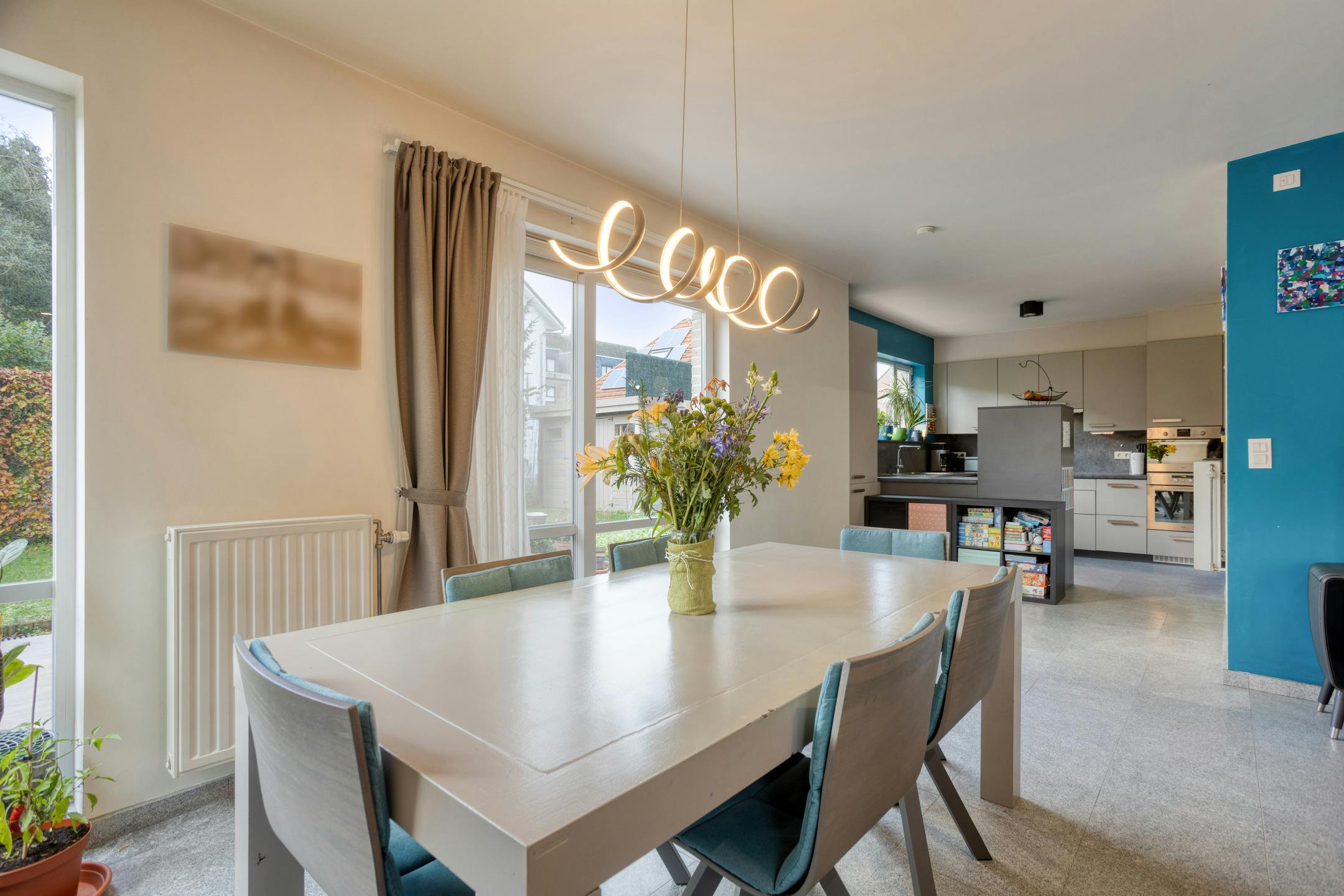 Alleenstaande villa in rustige woonwijk in Strombeek-Bever foto 9