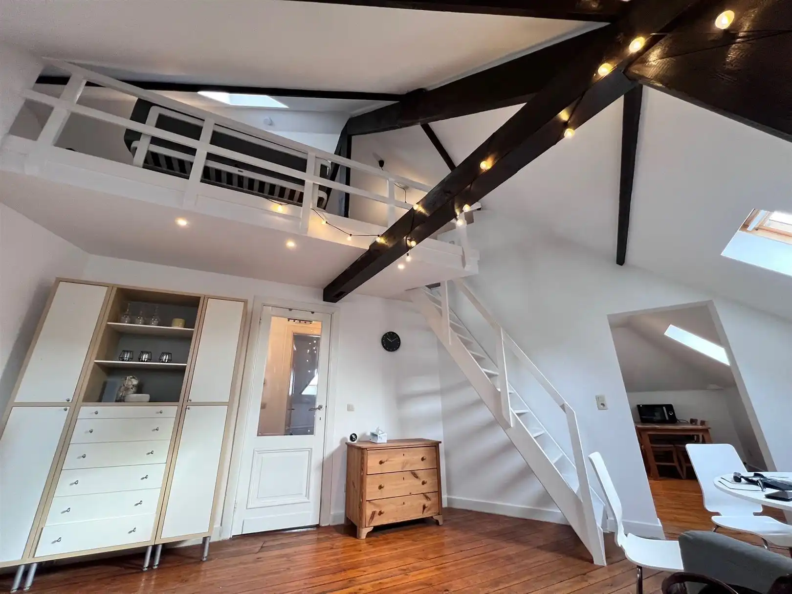 Gemeubeld duplex appartement met 2 slaapkamers in Zurenborg! foto 14