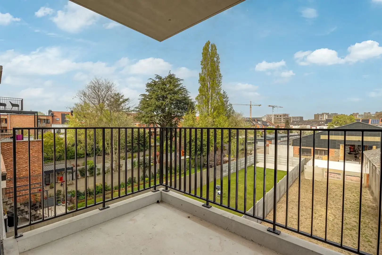 NIEUWBOUWAPPARTEMENT onder registratierechten  foto 2