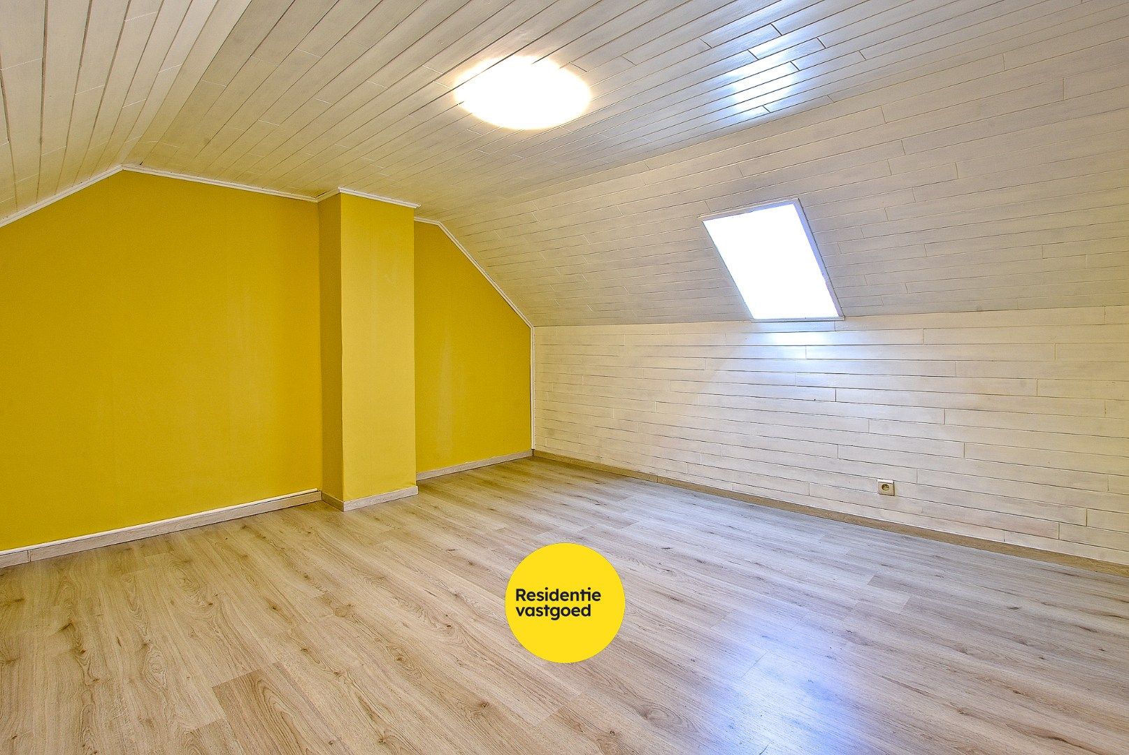 Gezellige halfopen woning te Diksmuide op 381 m² met prachtige verzichten! foto 7