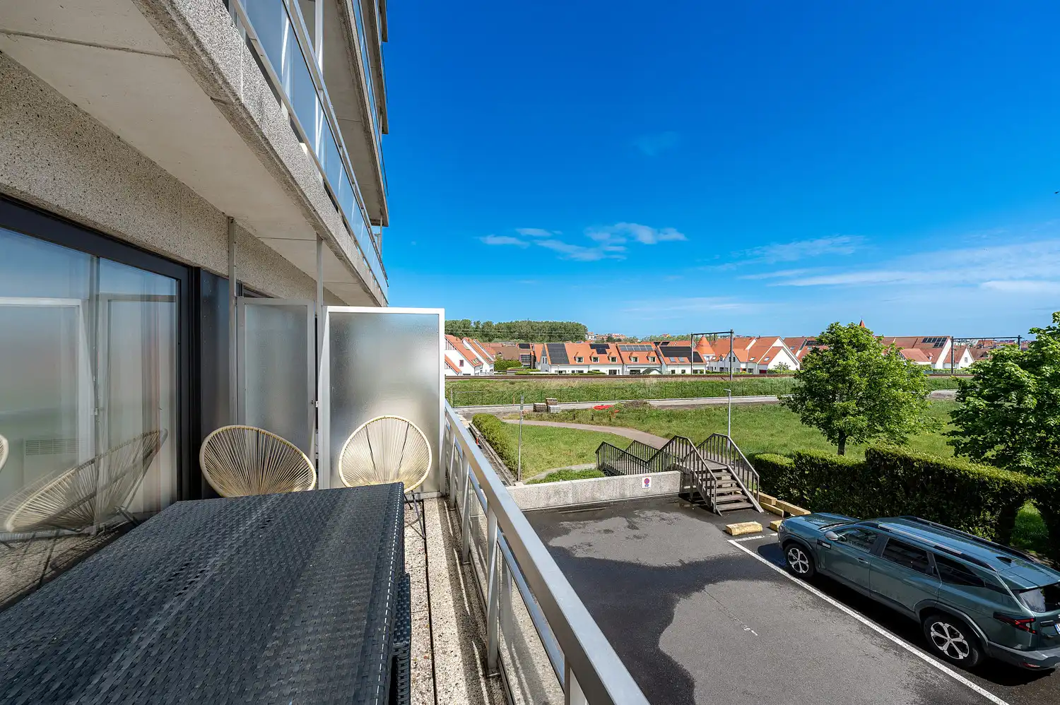 Mooie gemeubelde studio met groot terras foto 10