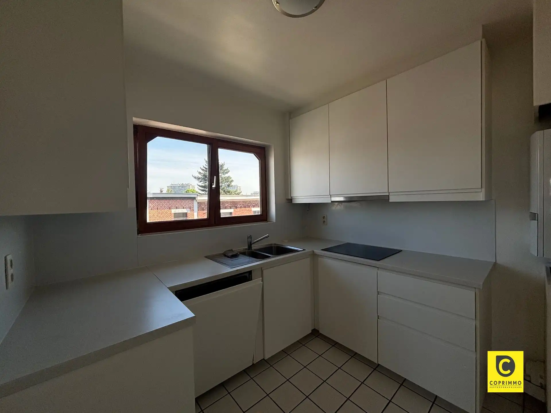 Lichtrijk 2 slk hoekappartement op centrale locatie foto 4