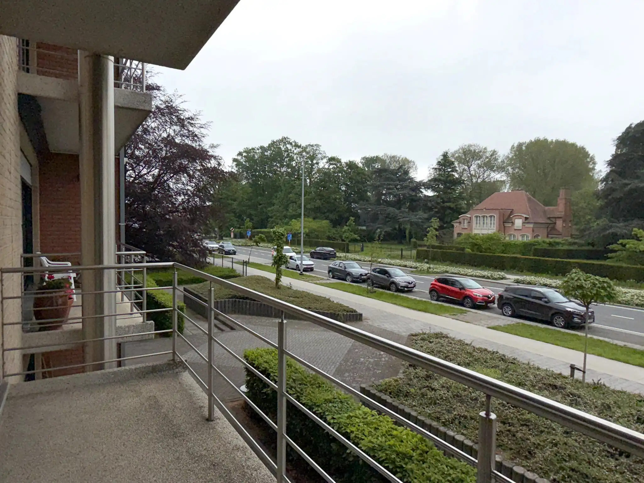 Appartement met twee slaapkamers en garage in Melsele foto 3