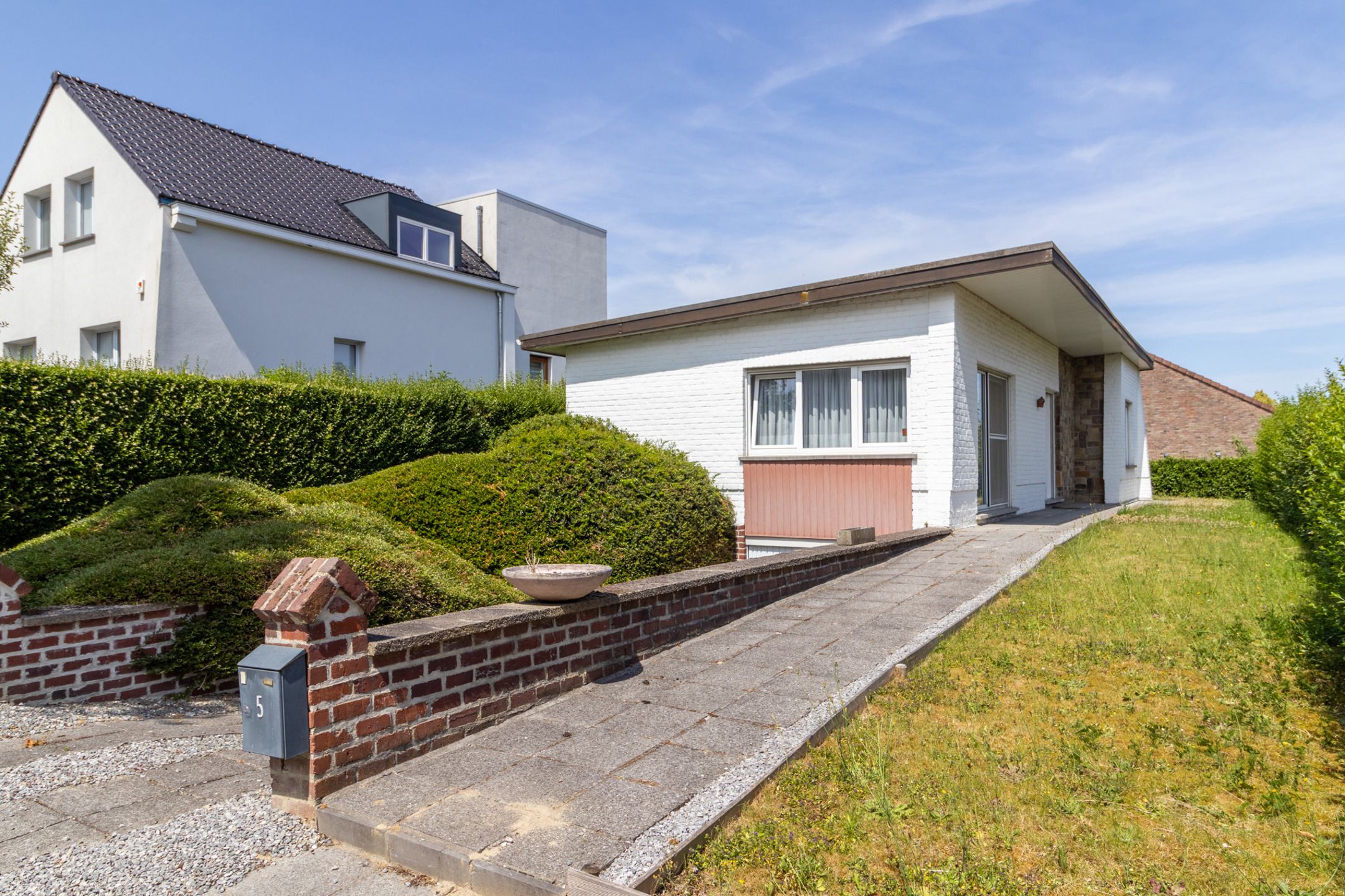 Hoofdfoto van de publicatie: Bungalow te koop