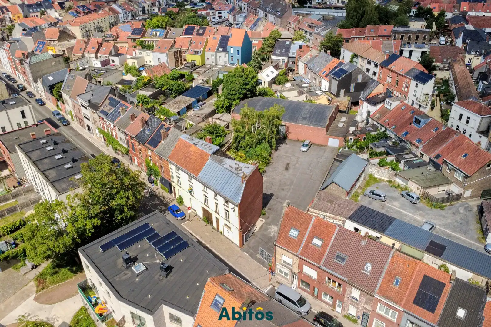 Opbrengsteigendom met 2 woningen, loods en garage in Gent foto 11