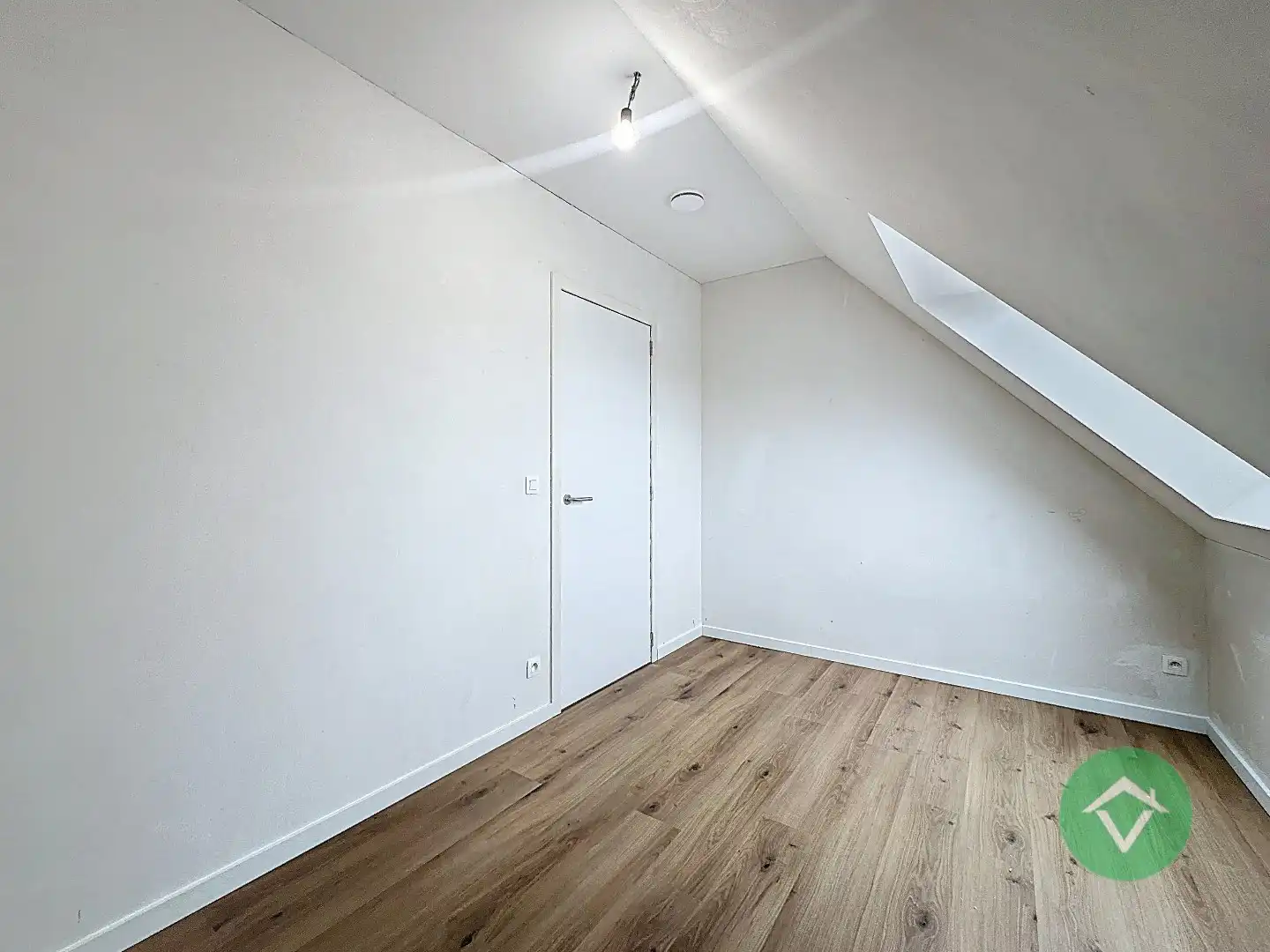 Nieuwbouwappartement met 2 slaapkamers en 2 terrassen in centrum Koekelare  foto 21