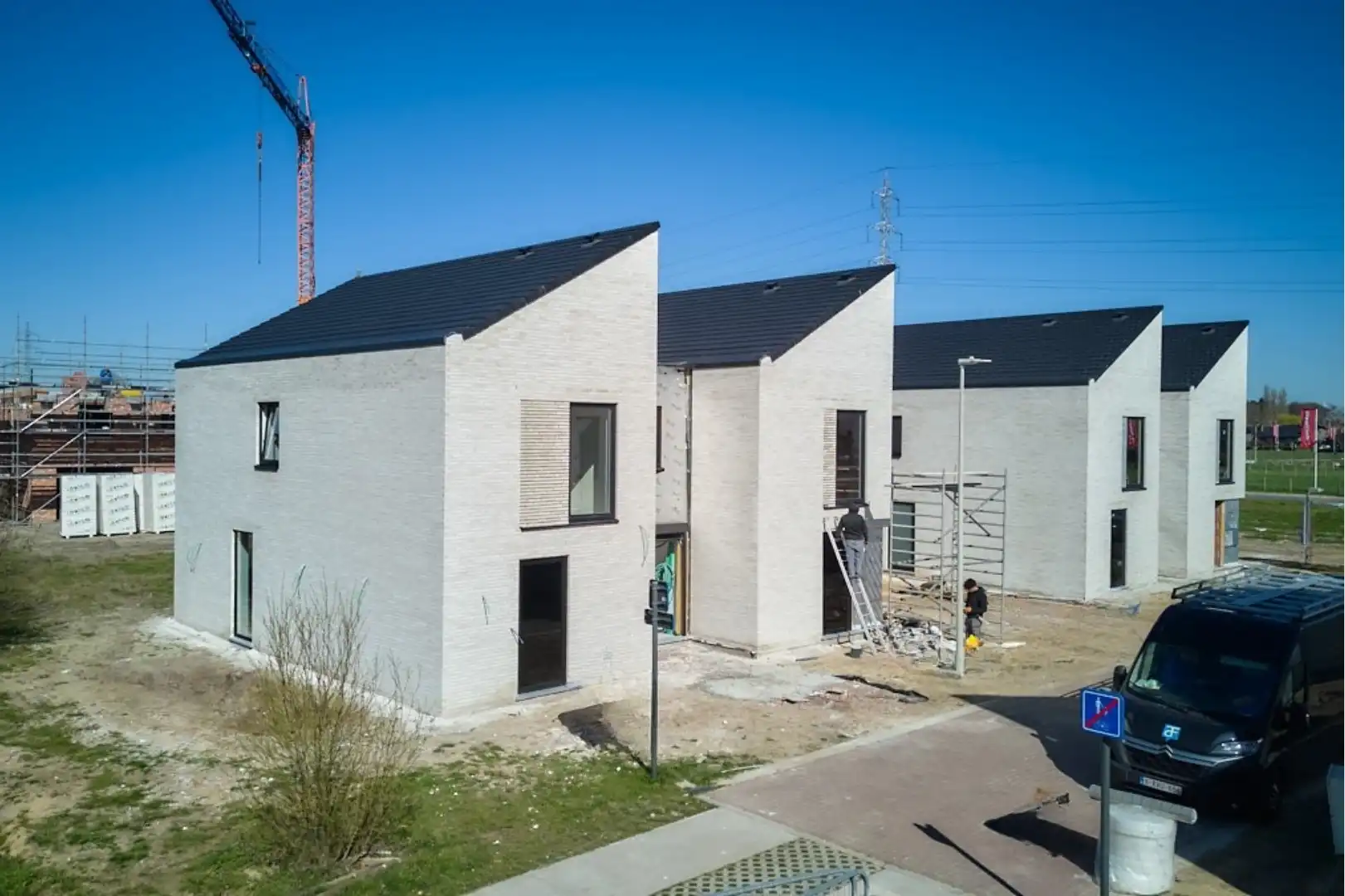 Ruime energiezuinige woning in nieuwe wijk foto 2