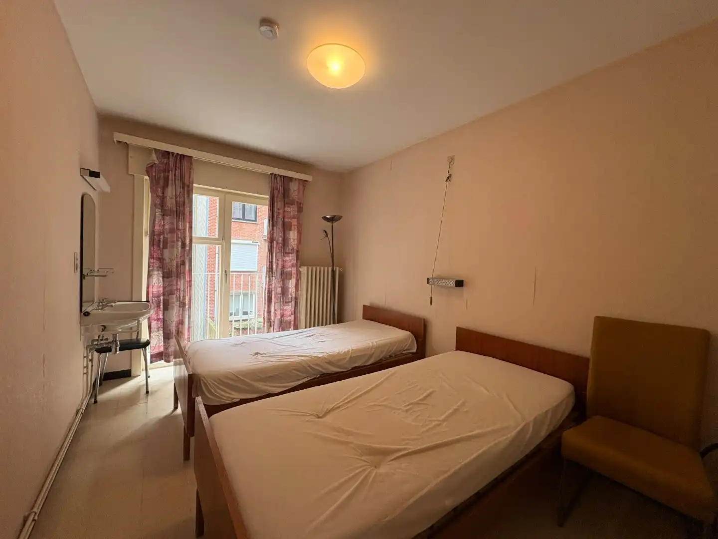 2-slaapkamer appartement met zeezicht, ideaal gelegen op een toplocatie aan de kust. foto 6