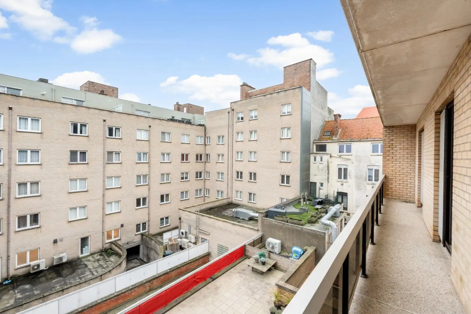 RUIM 3 SLAAPKAMERAPPARTEMENT TE KOOP  IN HET CENTRUM VAN OOSTDUINKERKE BAD foto 22