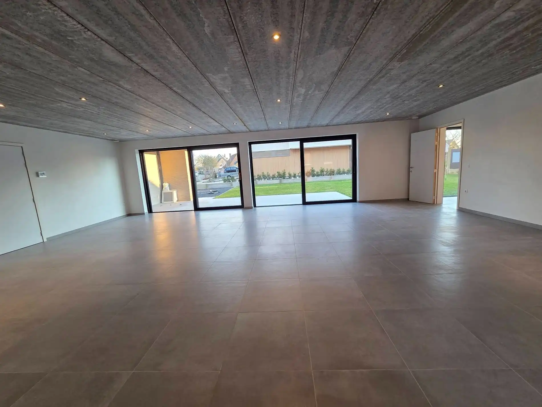 Viergevelvilla...Bouwjaar 2018...Einde bouw 2025...6 slaapkamers... foto 6