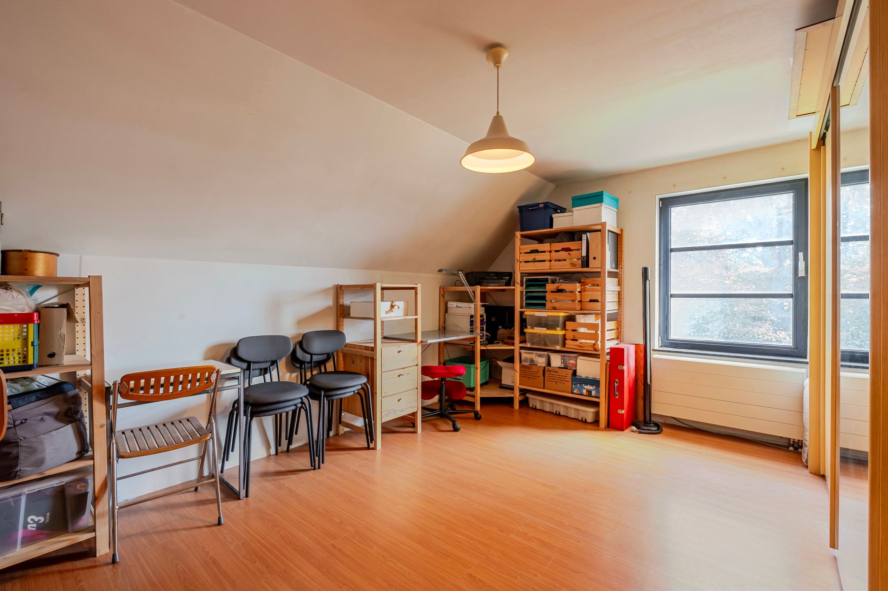 Vrijstaande gezinswoning met 3 slaapkamers, garage en tuin foto 21