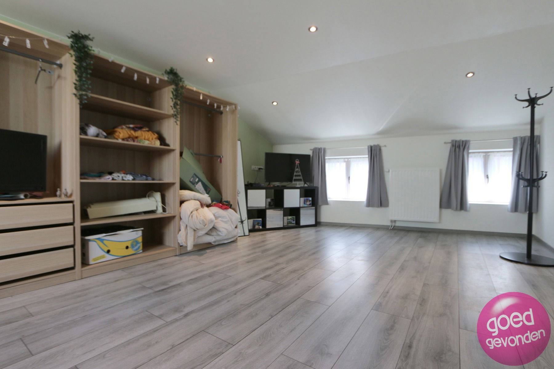 GERENOVEERDE WONING - 2 RUIME SLK - TUIN - TERRAS - CENTRUM foto 21