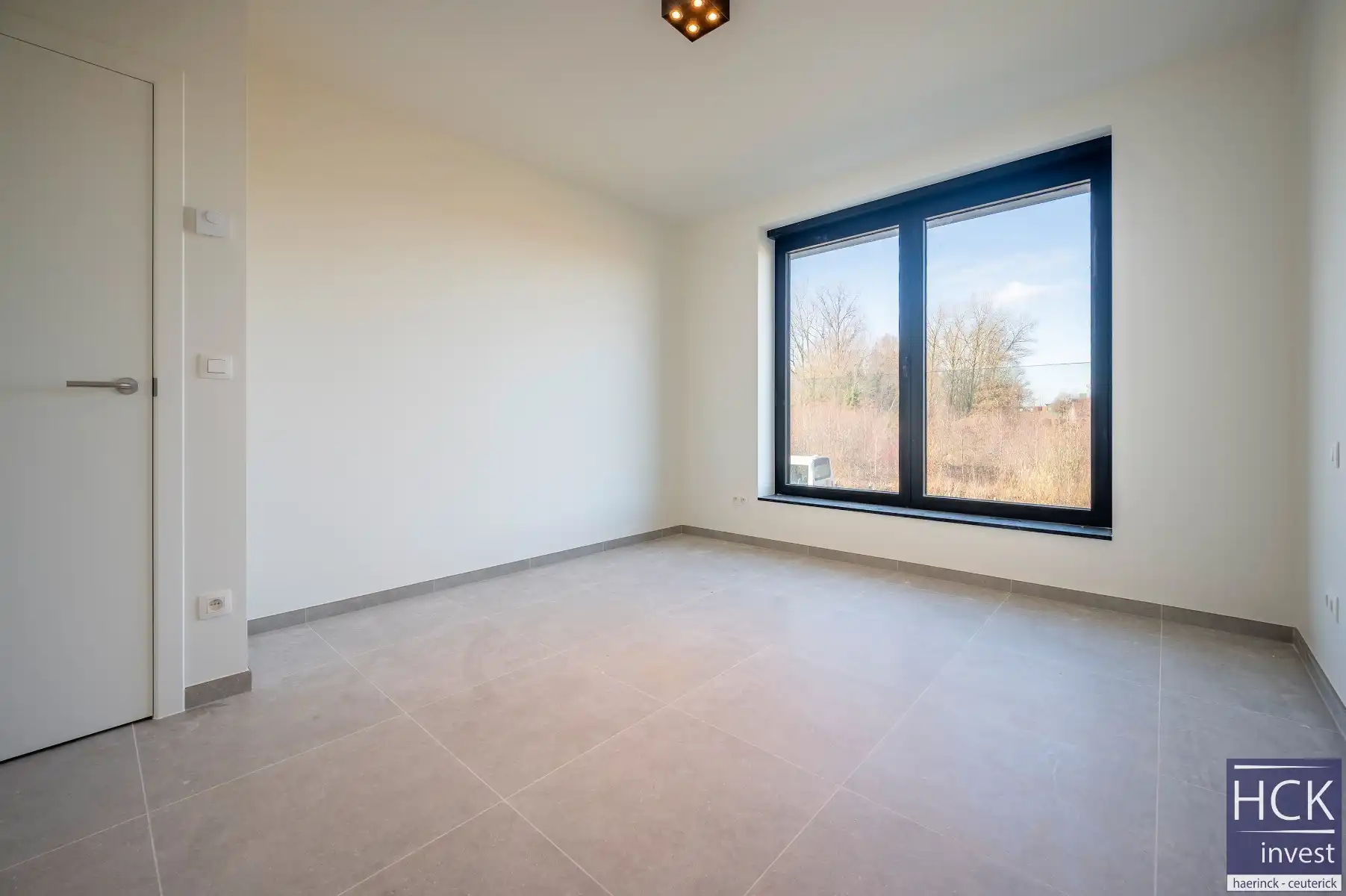 KRUISHOUTEM - Prachtig nieuwbouwappartement met high-end afwerking! foto 11