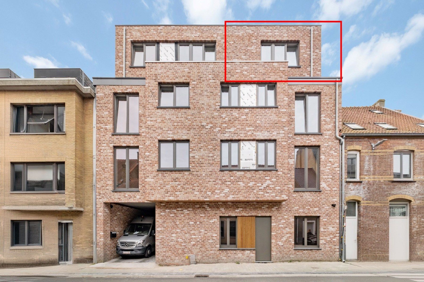 Prachtig energiezuinig nieuwbouw appartement te Gistel. foto {{pictureIndex}}