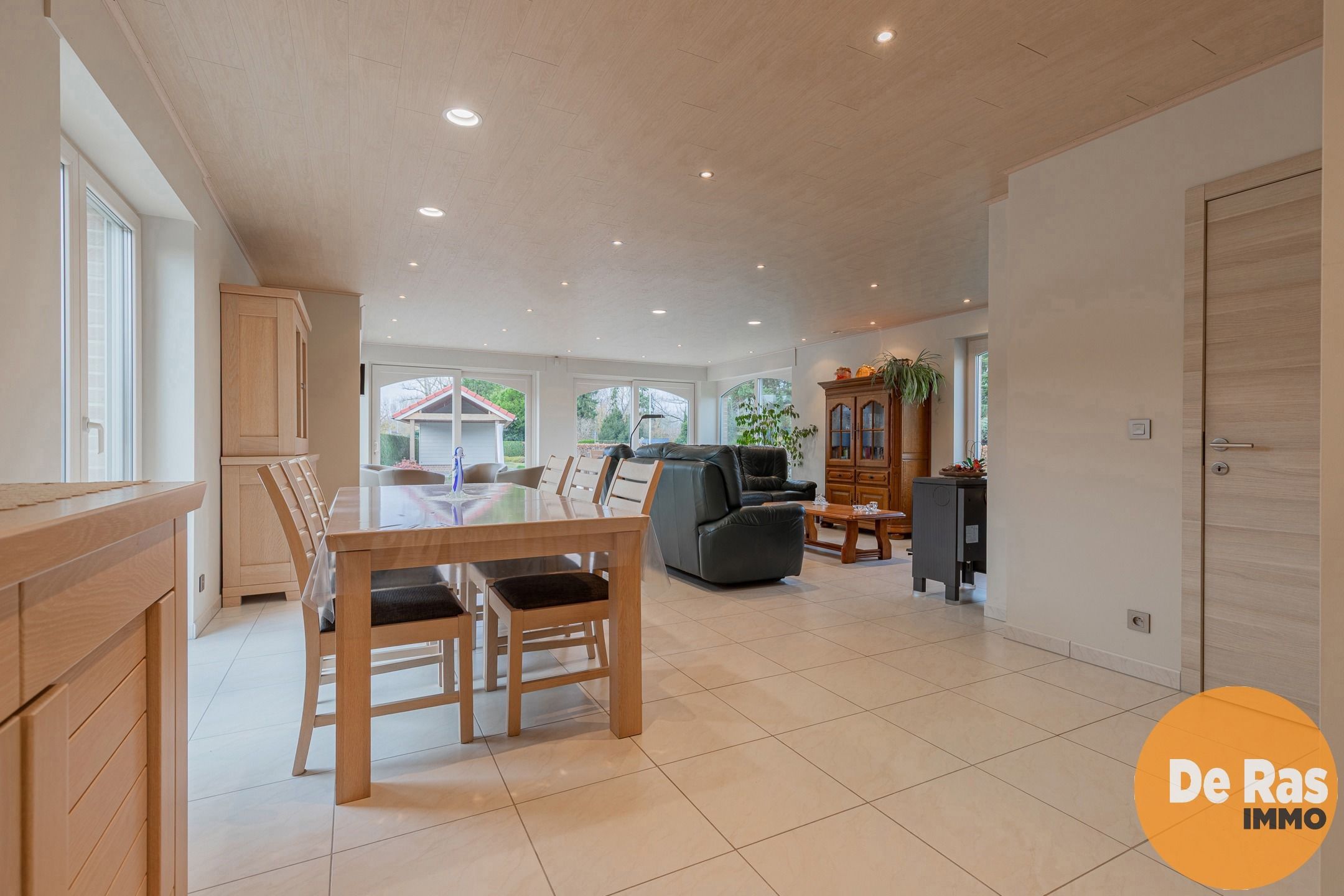 WETTEREN- Ruime, comfortabele 4-gevelwoning centrum Wetteren foto 6