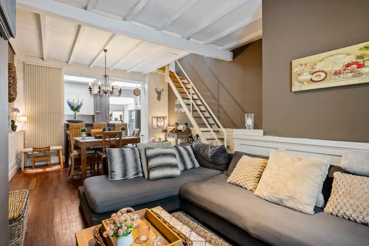 Instapklare woning met 2 à 3 slpk., tuin en garage foto 6
