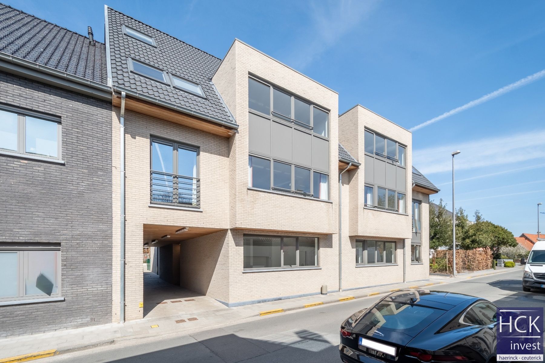 KRUISHOUTEM - INSTAPKLAAR appartement met 2 slpk + RUIM terras! foto {{pictureIndex}}