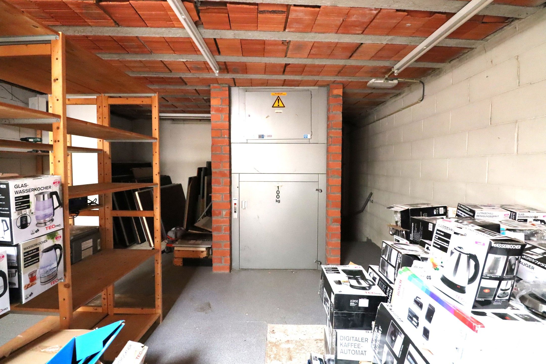 Ruim handelspand 888m² foto 10