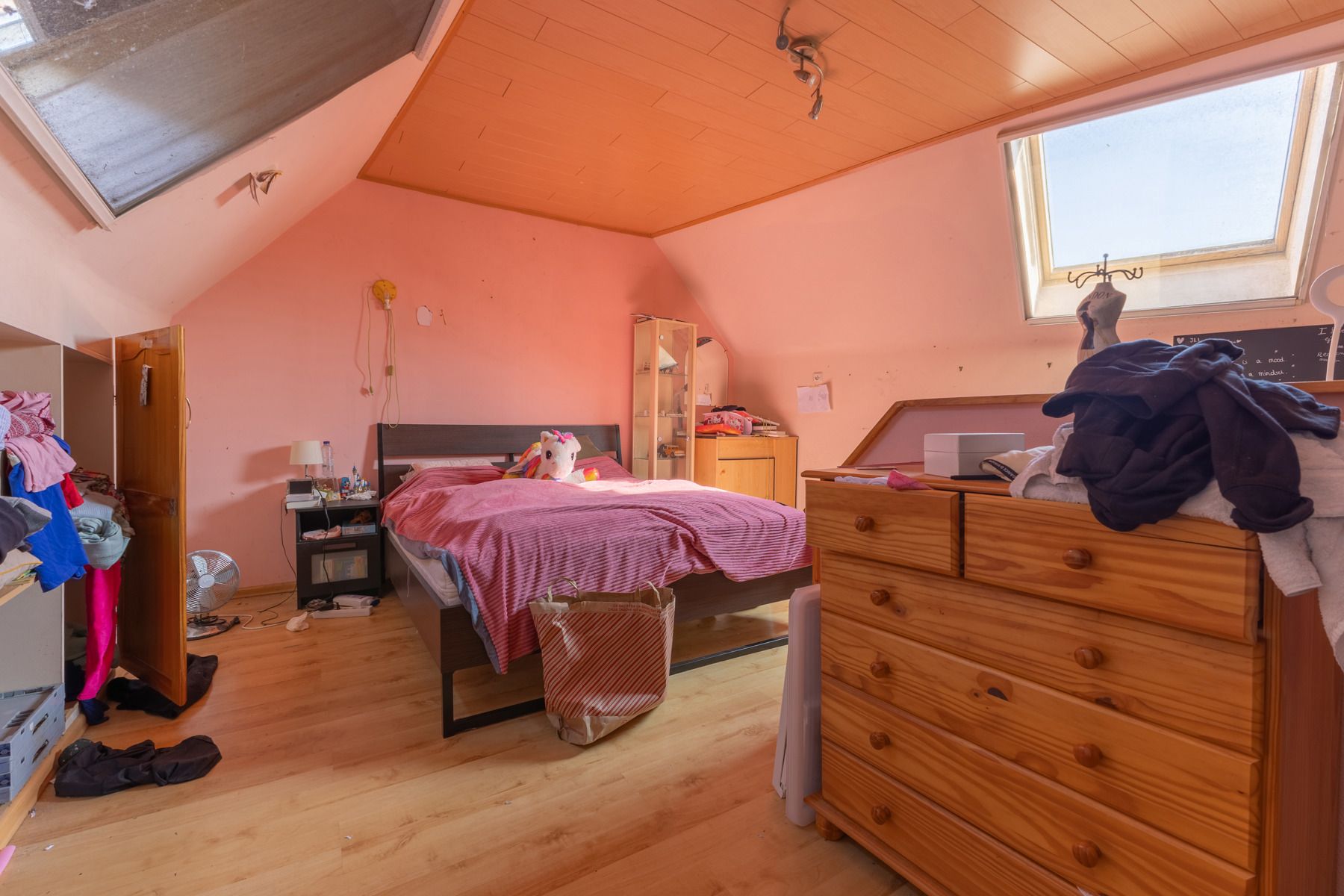 Op te knappen woning met 3 slaapkamers in Halle foto 12