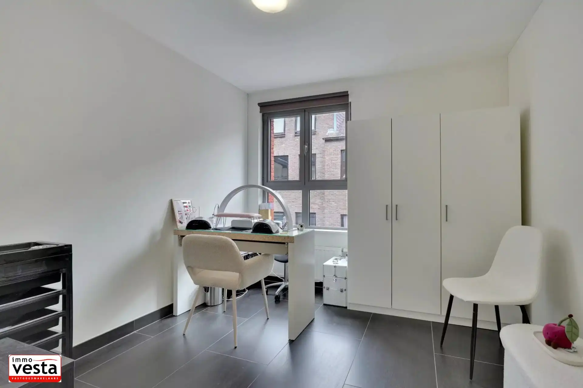 Modern appartement met 2 slaapkamers foto 12