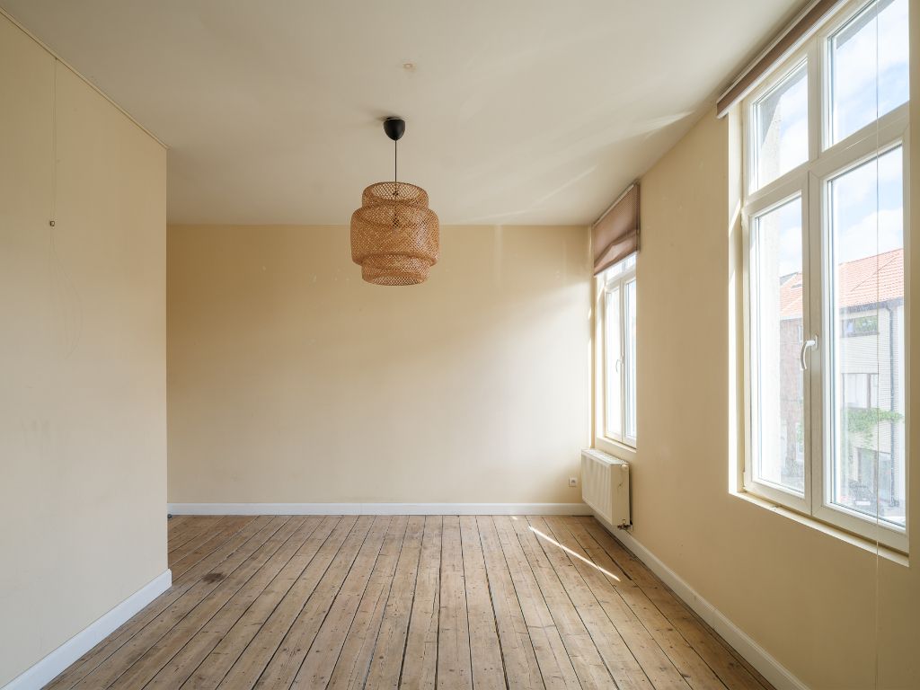 Lichtrijke en instapklare woning met stadskoer nabij Gent Centrum foto 2
