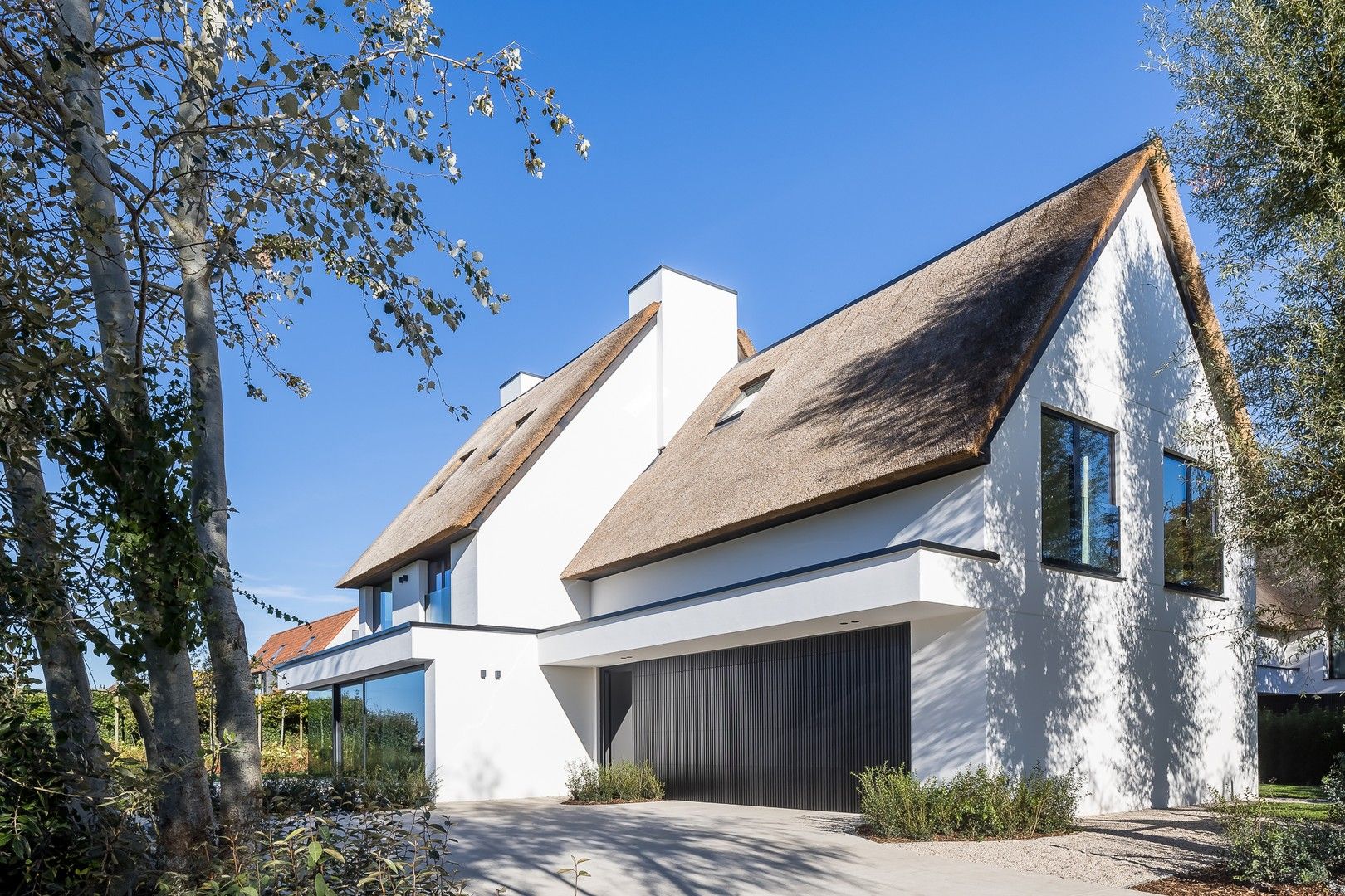 Alleenstaande nieuwbouwvilla op een terrein van 1.194 m2 aan de rand van het Zoute genietend van open zichten foto 47