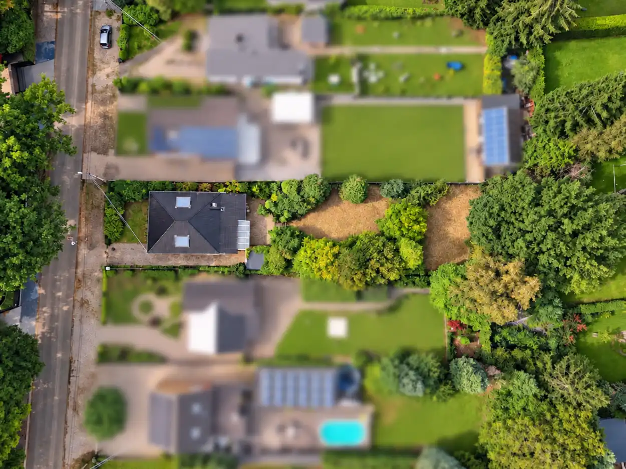 Charmante, te renoveren woning met veel potentieel gelegen in het prachtige Neerharen foto 4