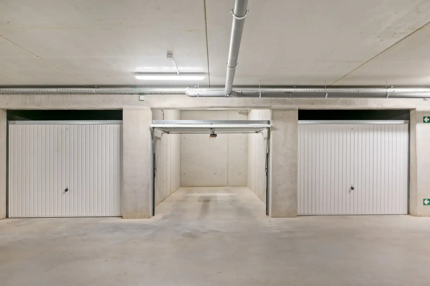 Ruim en lichtrijk appartement met 2 slpkrs en garagebox optioneel in het centrum van Lier foto 15
