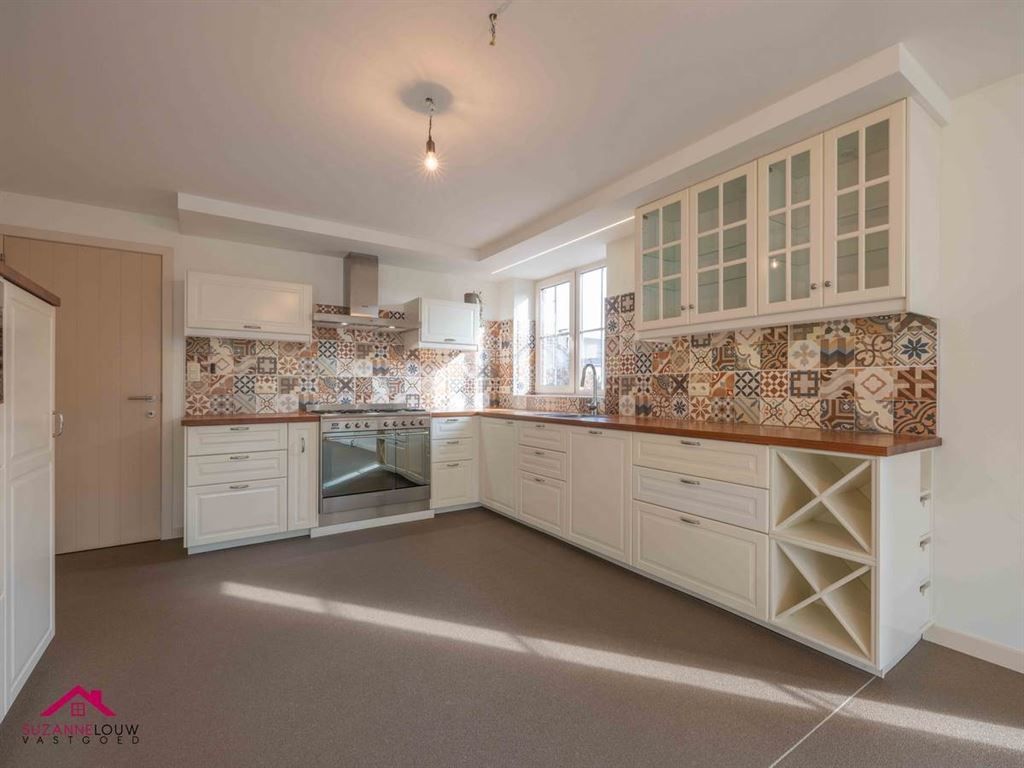 Vrijstaande woning, volledig gerenoveerd foto 26