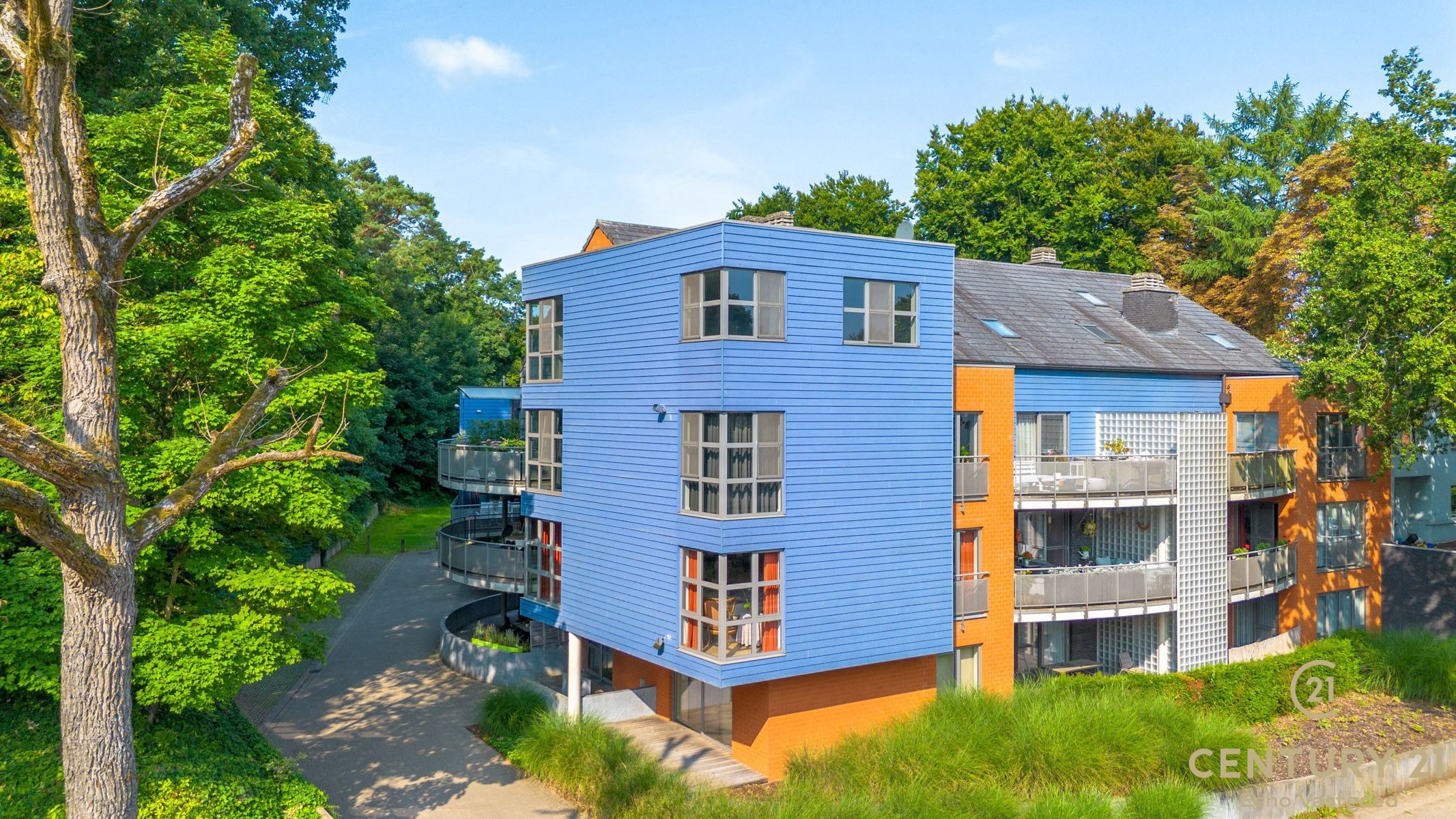 Luxe, ruime penthouse (192m²) met groot terras tegen het bos foto 2