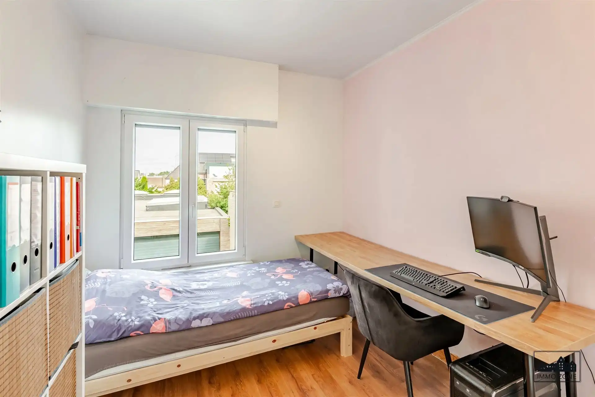 Woning met 4 slaapkamers én magazijn op toplocatie foto 16