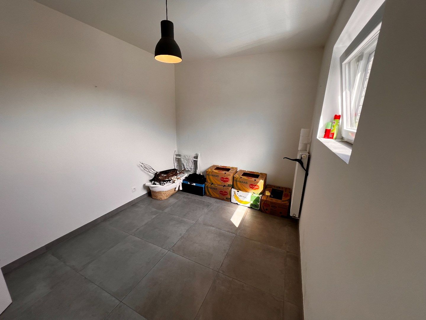 HALFOPEN WONING MET 3 SLAAPKAMERS, TUIN EN POLYVALENTE RUIMTE foto 14