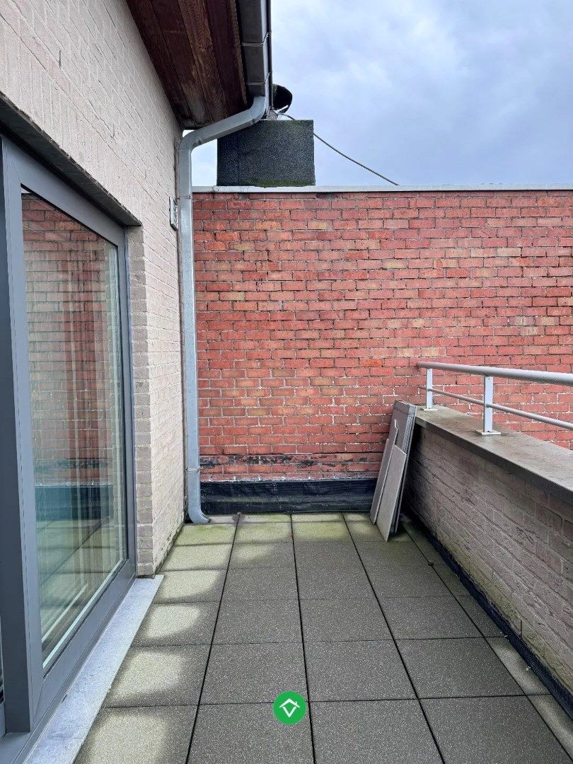 Appartement met 2 slaapkamers en zeer groot terras te Koekelare foto 13