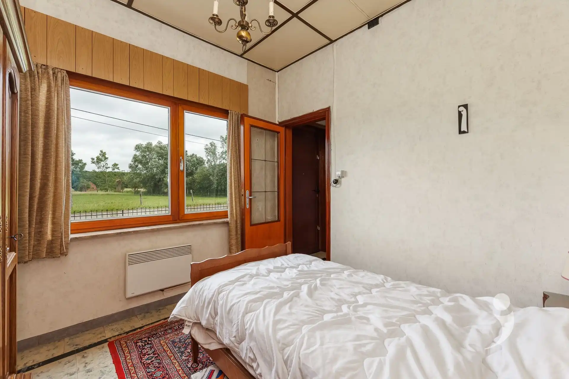 Unieke te renoveren hoeve op perceel van 68a  foto 13
