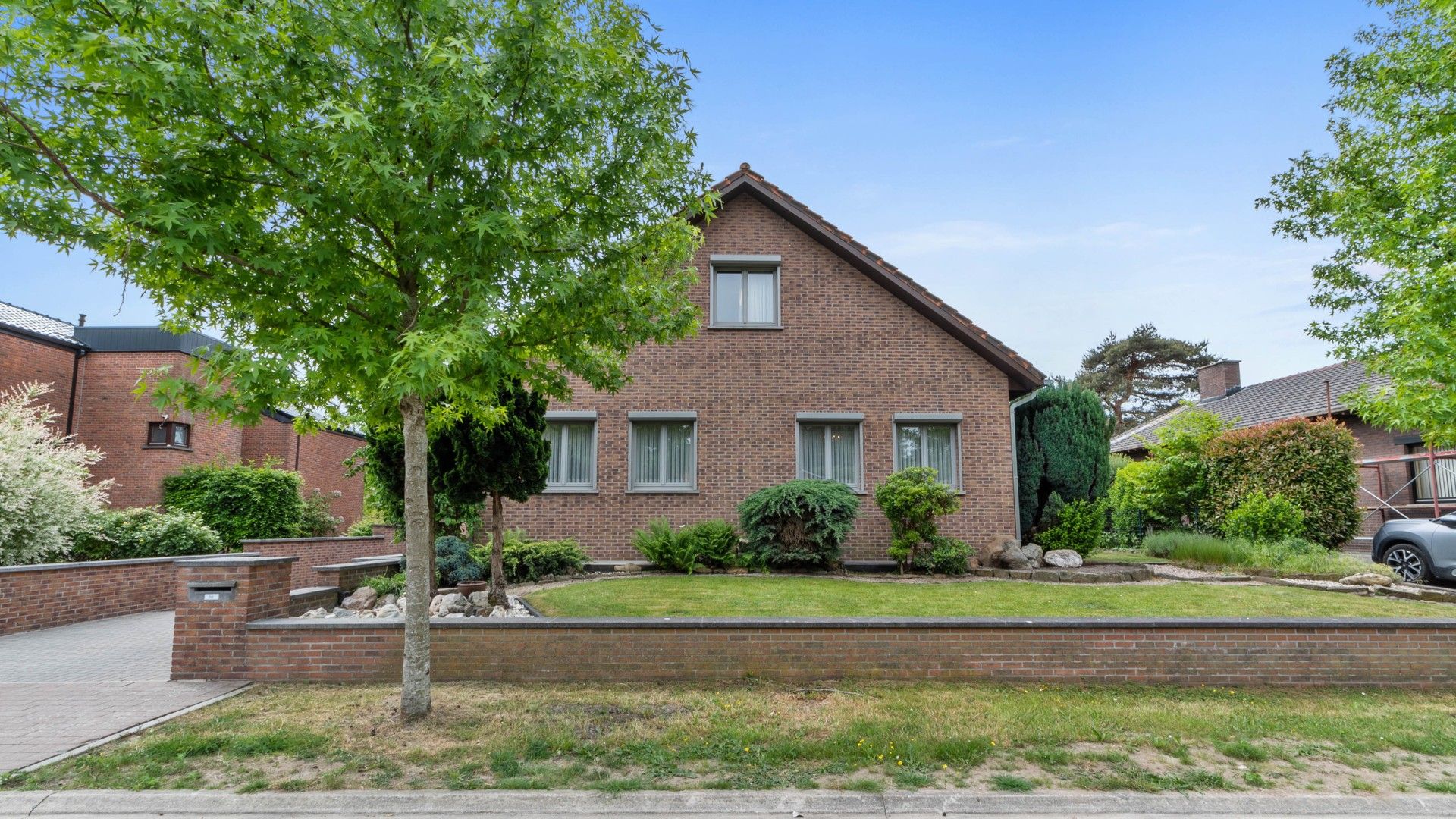 Ruime gelijkvloerse woning met potentieel op rustige locatie foto 3