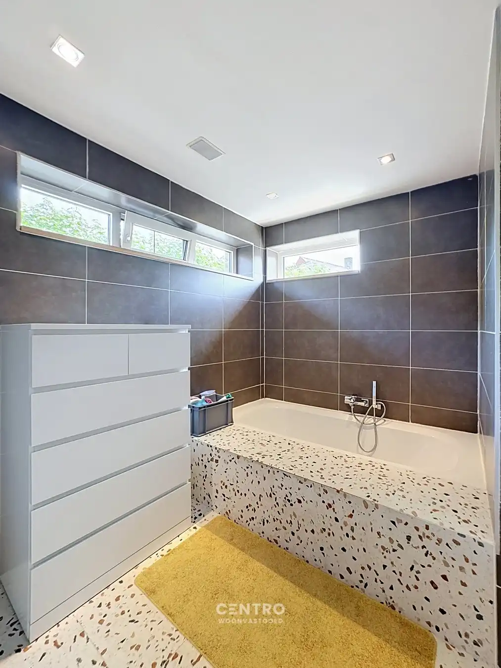 Instapklare woning met alle COMFORT te Jabbeke! foto 10