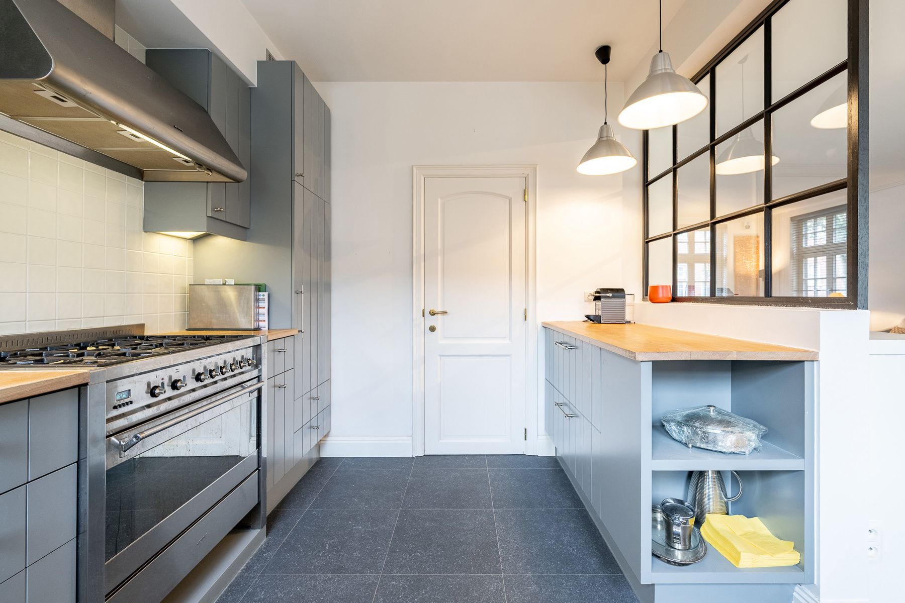 Instapklare , gemeubelde woning gelegen in Oud-Knokke vlakbij de groentenmarkt foto 10