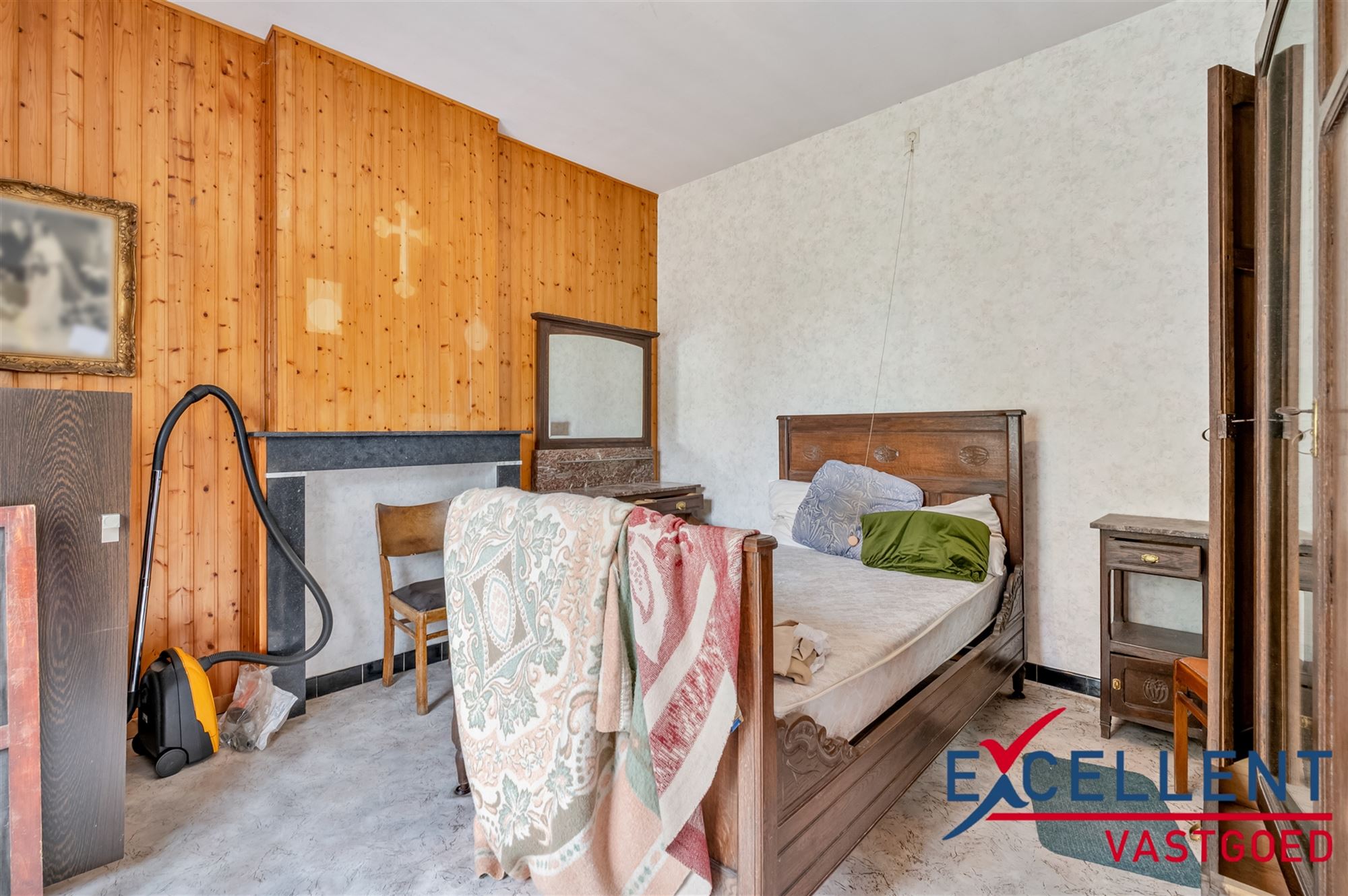 Te renoveren woning met prachtige tuin te koop foto 8