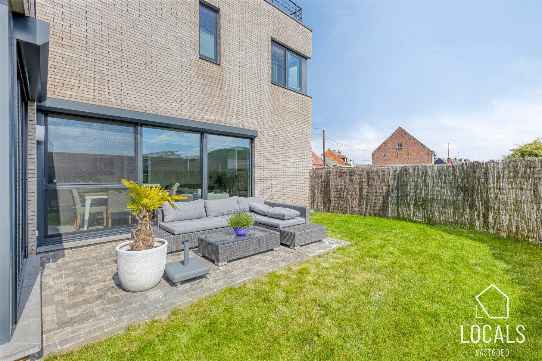 Recent gelijkvloers appartement op topligging in Outer foto 16