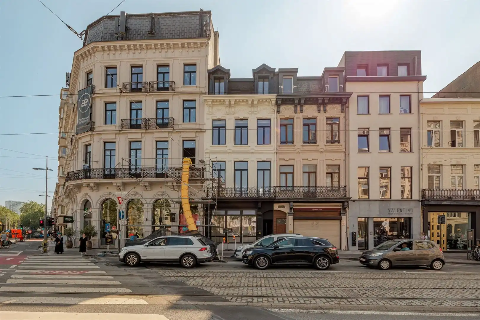 Lofty appartement met terras foto 17