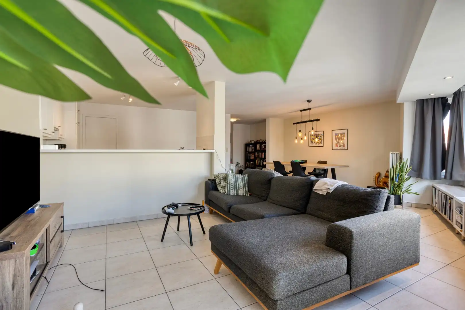 Ruim appartement te koop in kleinschalige residentie op de eerste verdieping foto 8