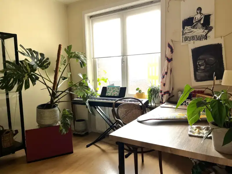 Gerenoveerd appartement in hartje Kortrijk met terras! foto 14