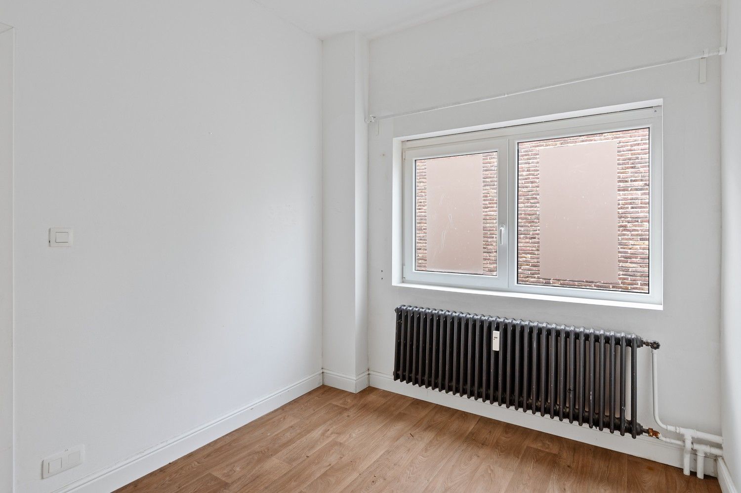 Te renoveren kangoeroewoning  nabij het centrum van Broechem! foto 8