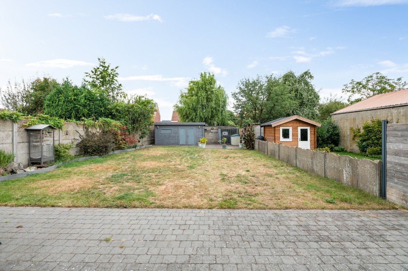 Vrijstaande woning met 3 slpk., brede oprit en tuin foto 25