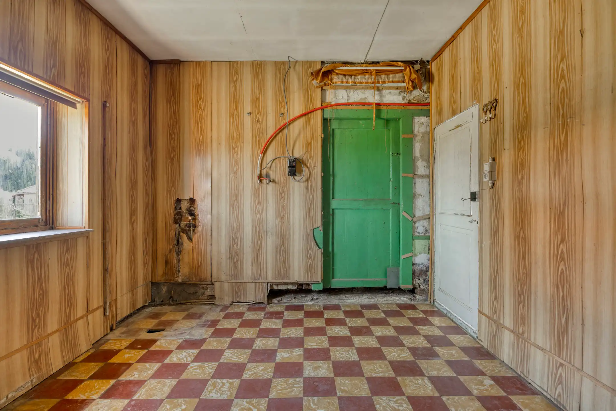 Deels gerenoveerde woning met prachtig verzicht op 14 are foto 13