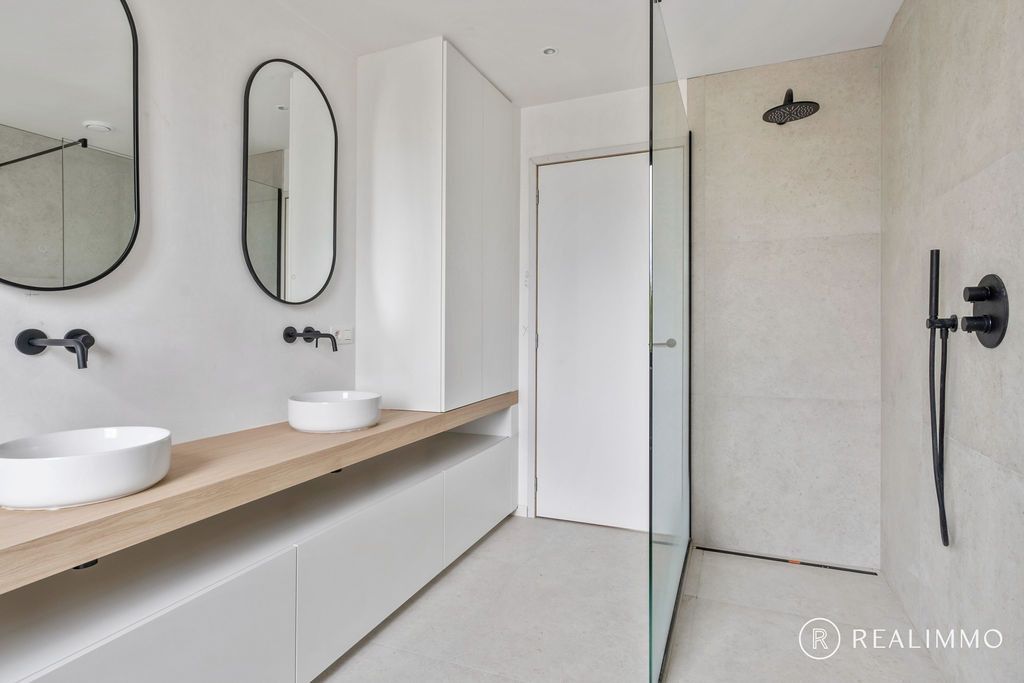 Ruime, moderne nieuwbouwwoning in hartje Ruien foto 13