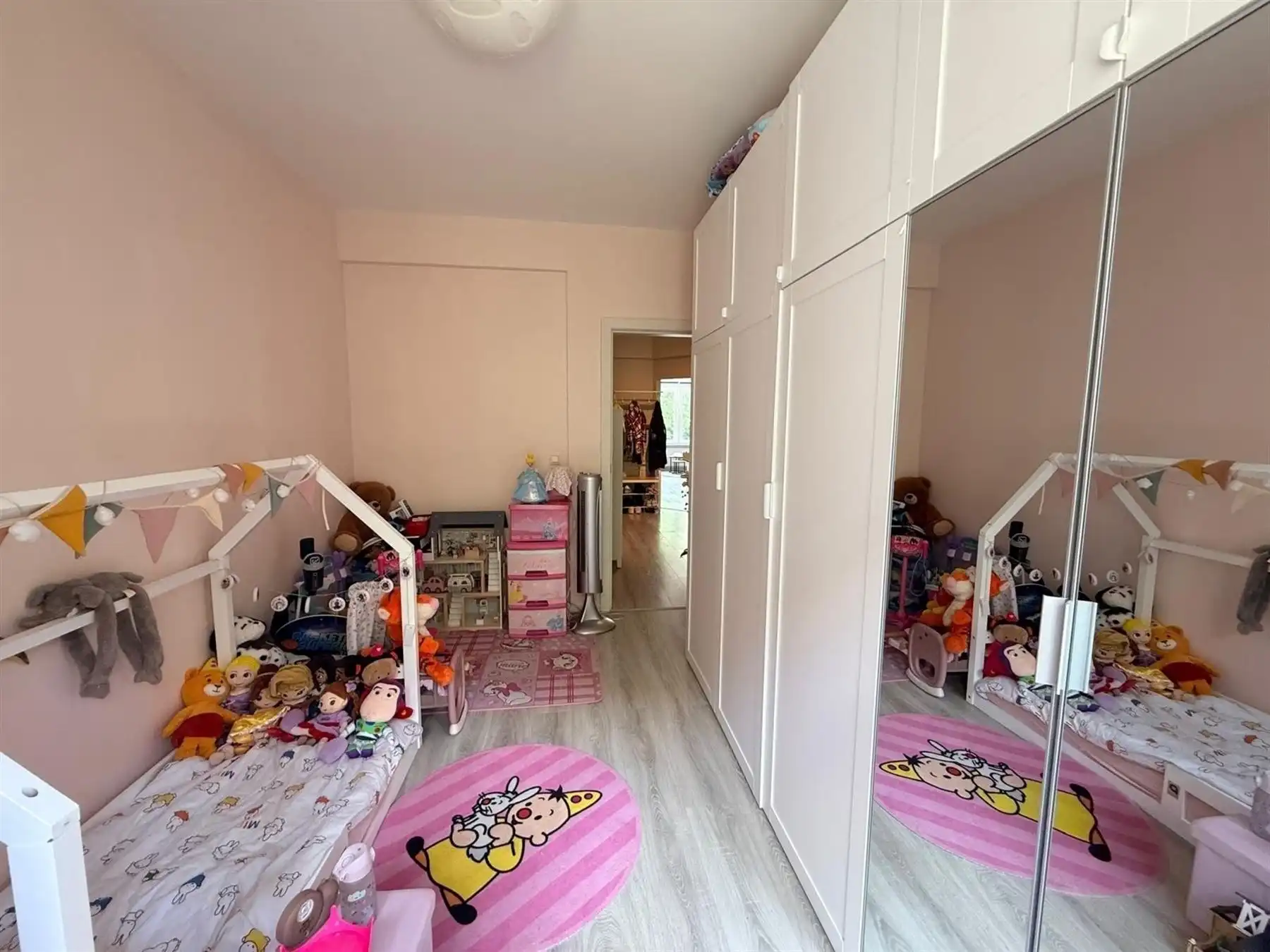 INSTAPKLAAR APAPRTEMENT MET 2 SLKMS foto 7