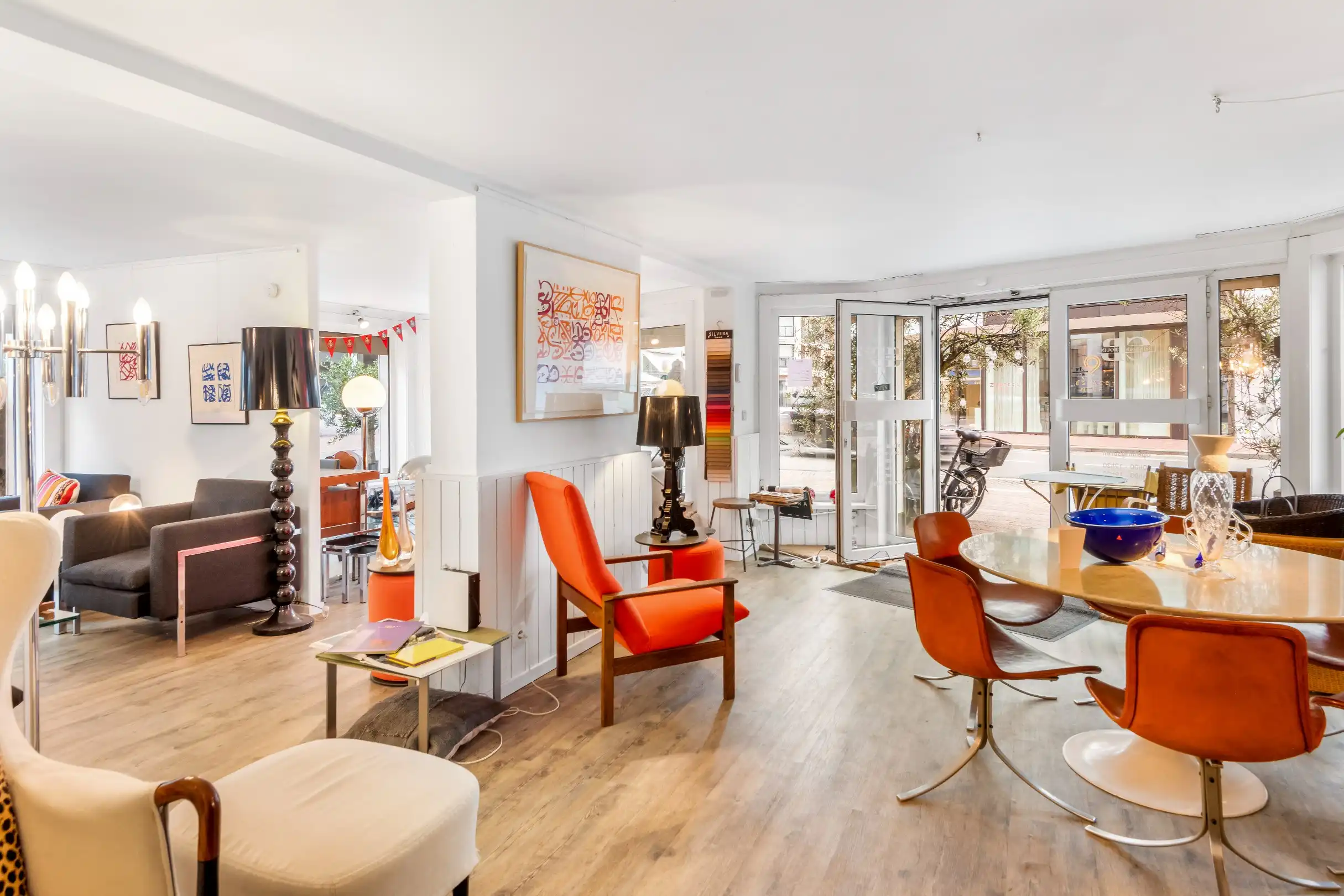 Multifunctioneel hoekpand met commerciële ruimte en  2 woonunits in centrum Knokke foto 4