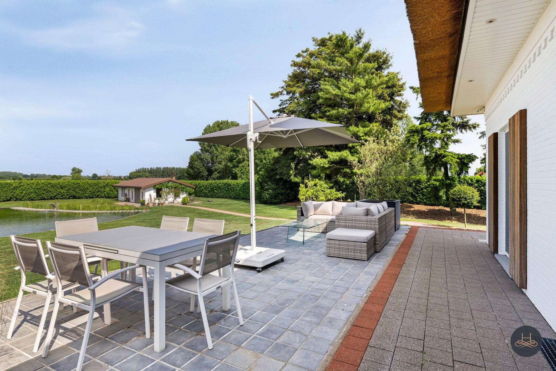 Charmante villa met open uitzicht en zwemvijver foto 23